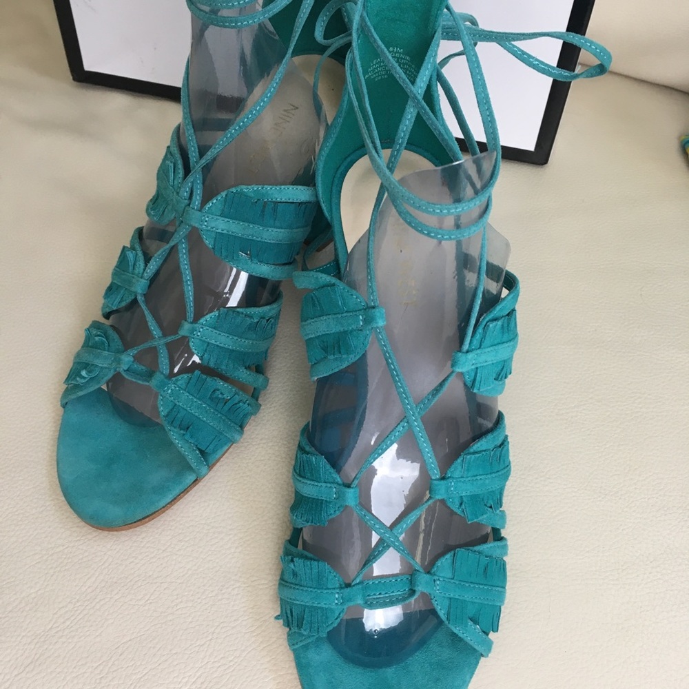 NINE WEST DRESSY SHOE